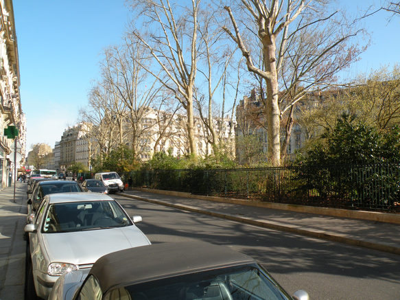  square Boucicaut